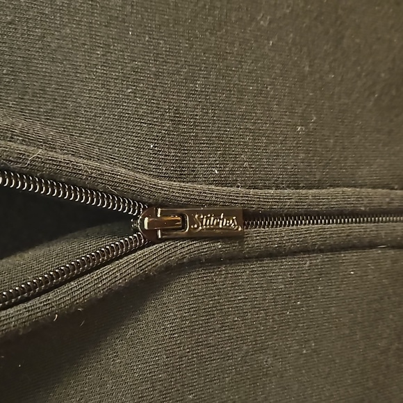 Detroit Pistons jacket - Picture 8 of 10